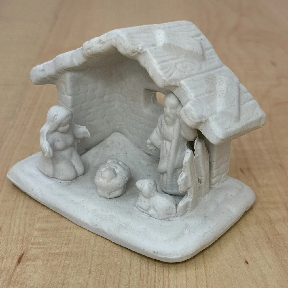 White Porcelain Nativity Figurine One Piece Mary Joseph & Baby Jesus Vintage